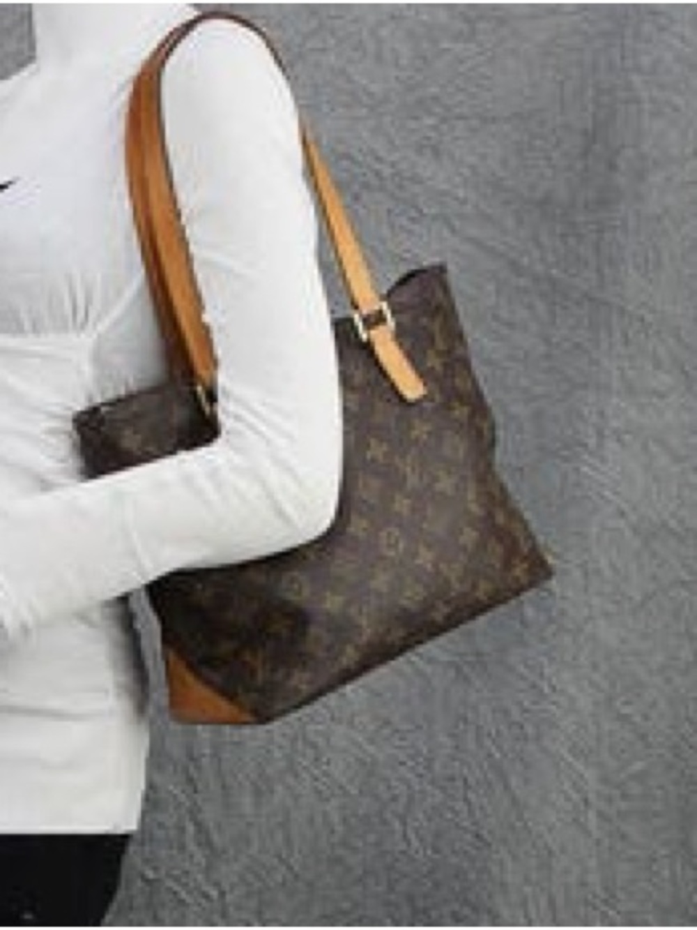LOUIS VUITTON
Monogram Canvas Cabas Piano Tote Bag
